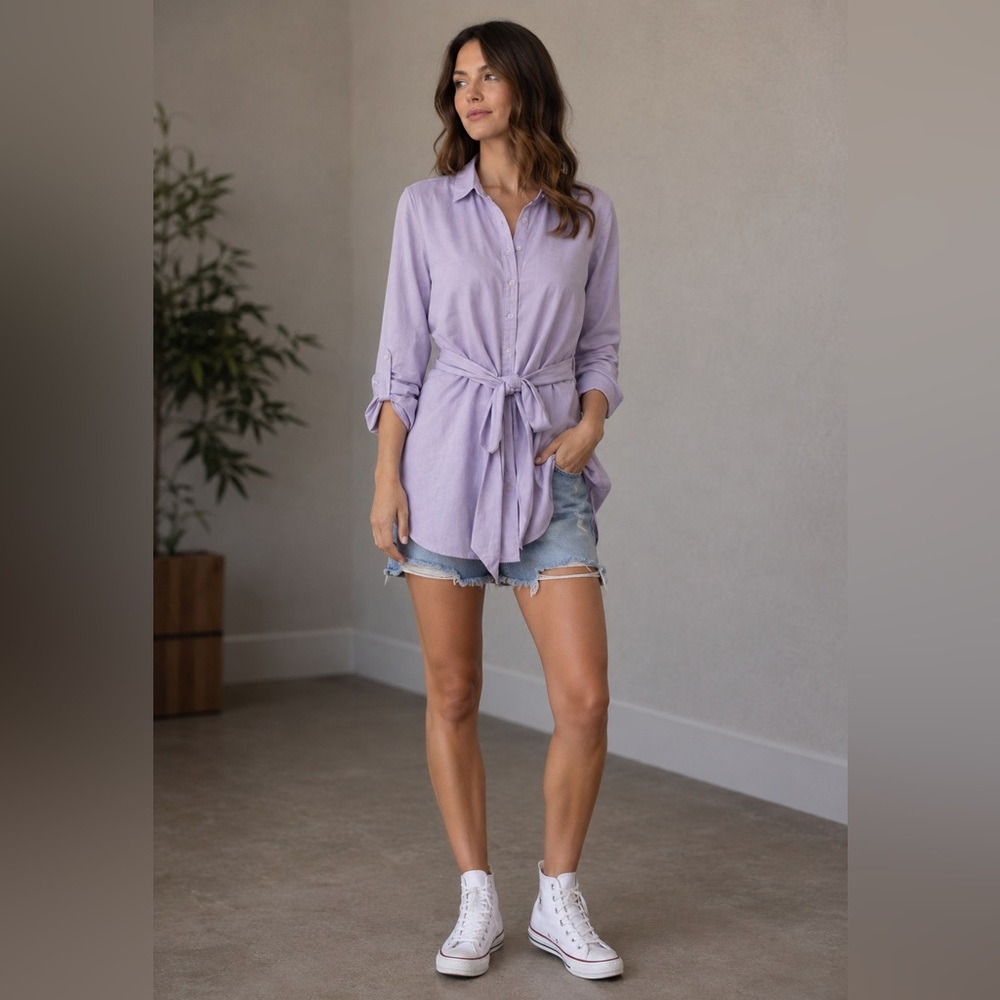 Le Chateau Lilac Button-Down Lyocell Shirt size medium